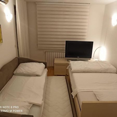 Zagreb Lake Star & Included Garage Parking Place 外观 照片