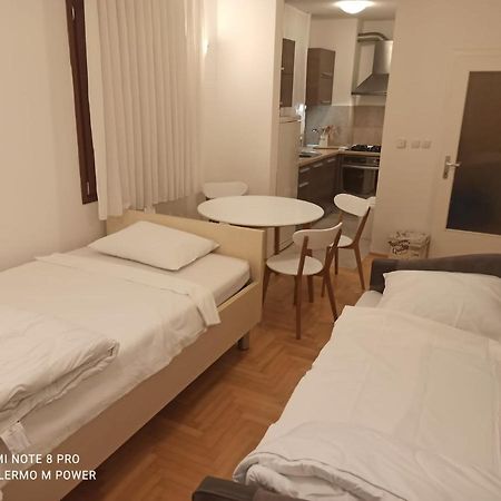 Zagreb Lake Star & Included Garage Parking Place 外观 照片
