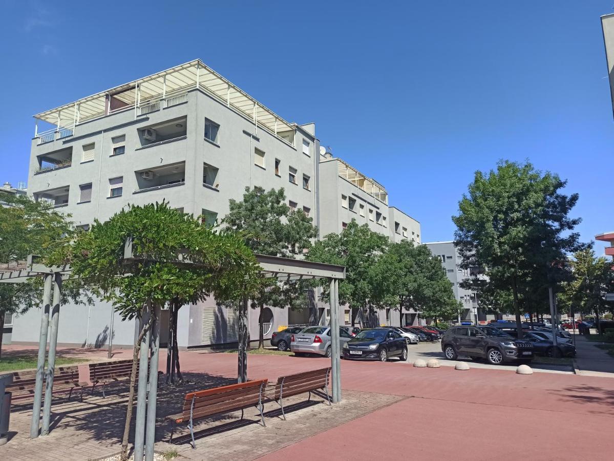 Zagreb Lake Star & Included Garage Parking Place 外观 照片